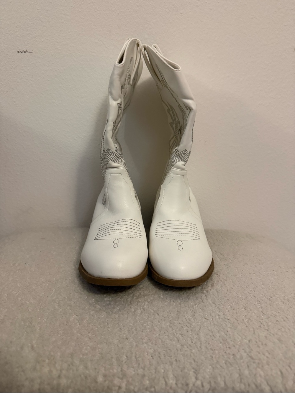 Amazon White Mid-Calf Heeled Boots